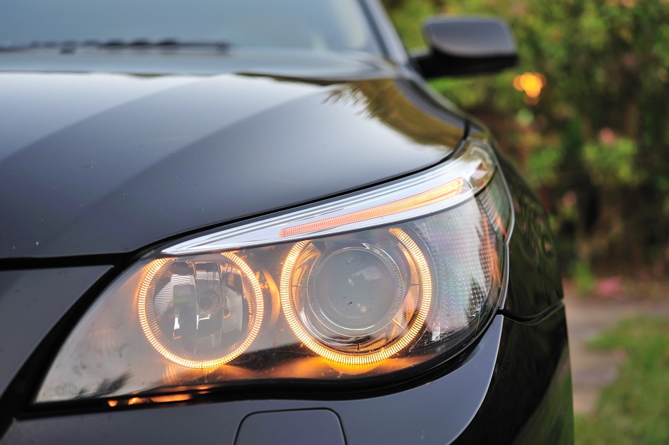 BMW    BMW